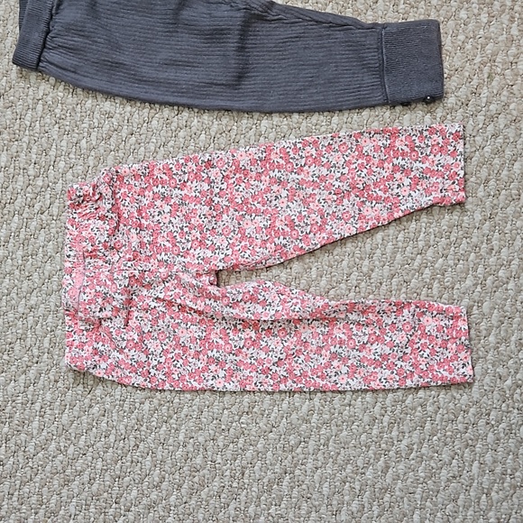 Carters Outfit Bundle - Picture 12 of 13